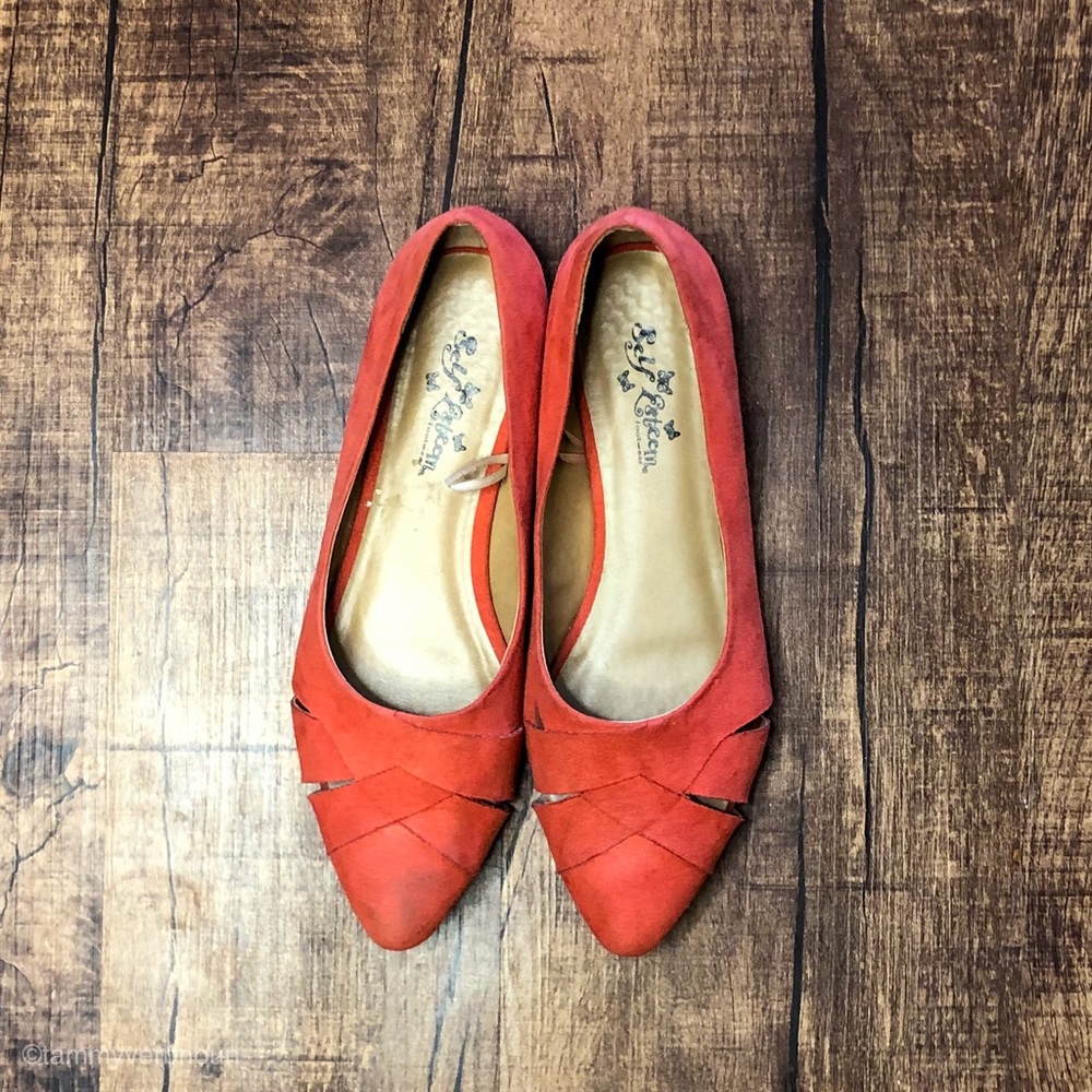 SELF ESTEEM FOOTWEAR Orange Pointed Flats Size 8.5